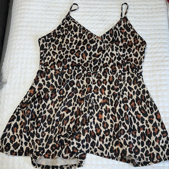 Leopard Romper - Picture 1 of 1